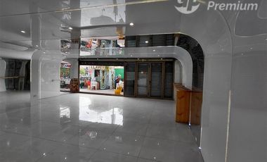 Local Comercial en Arriendo en Av Recoleta con Patronato