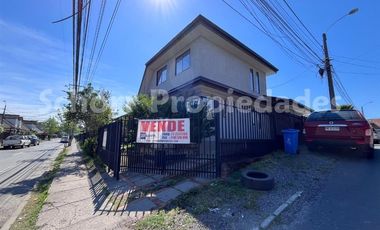 Casa en Venta en Hermosa propiedad tanto habitacional como comercial, muy cerca de HomeCenter Las Rastras