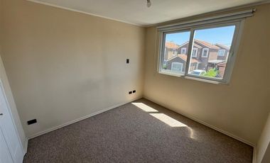 Casa en Arriendo en maipu 748