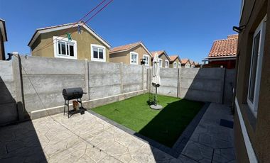 Casa en Arriendo en maipu 748