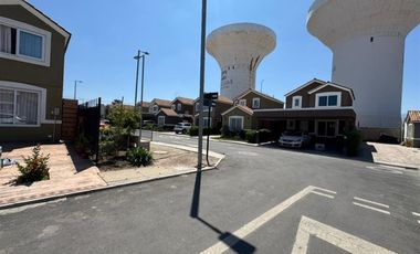 Casa en Arriendo en maipu 748