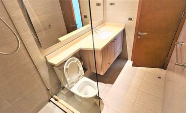 Departamento en arriendo c/ estacionamiento en Parque Bicentenario