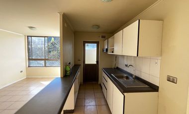 Departamento en arriendo c/ estacionamiento en Centro de Quillota