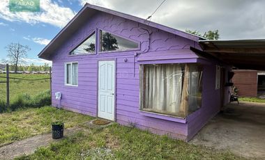 Casa en venta c/ estacionamiento en Fresia