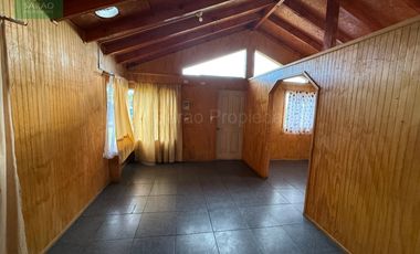 Casa en venta c/ estacionamiento en Fresia