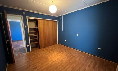 Casa en arriendo c/ estacionamiento en San Francisco de Limache