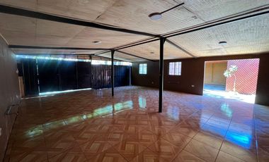 Casa en arriendo c/ estacionamiento en San Francisco de Limache