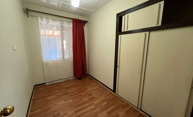 Casa en arriendo c/ estacionamiento en San Francisco de Limache