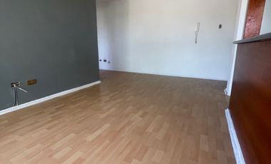 Departamento en venta c/ estacionamiento en General Gambino