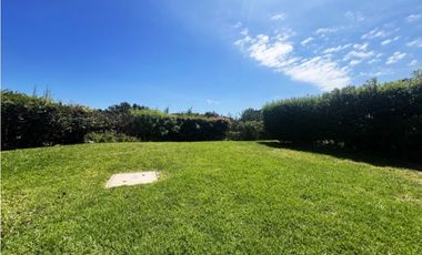 VENDO HERMOSO Y AMPLIO DEPTO EN MANTAGUA sn