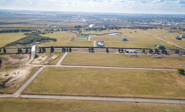 Venta terreno frente sur Los Pasos 4 Fisherton