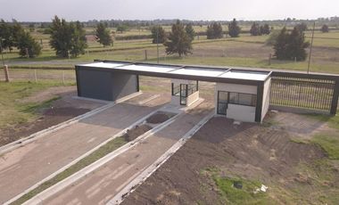 Venta terreno frente sur Los Pasos 4 Fisherton