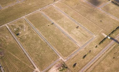 Venta terreno frente sur Los Pasos 4 Fisherton