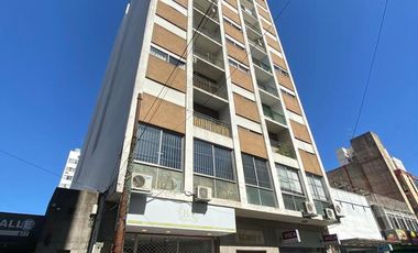 Departamento 2 ambientes en venta en Quilmes Centro