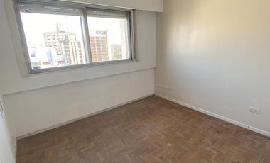 Departamento 2 ambientes en venta en Quilmes Centro