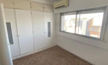 Departamento 2 ambientes en venta en Quilmes Centro