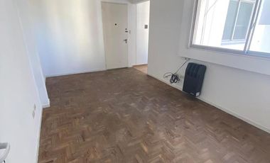 Departamento 2 ambientes en venta en Quilmes Centro