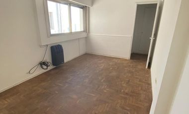 Departamento 2 ambientes en venta en Quilmes Centro