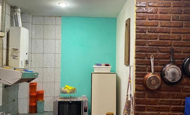 Casa en  lote propio para 2 familias