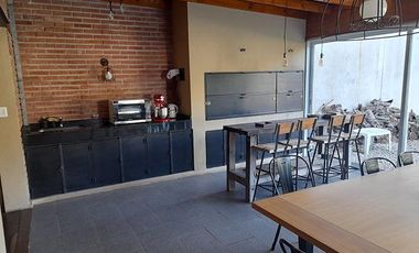 EXCELENTE CHALET CON GRAN TERRENO!!!