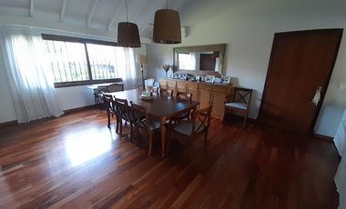 EXCELENTE CHALET CON GRAN TERRENO!!!