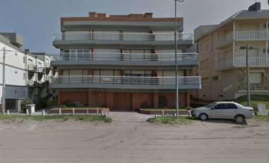 Departamento en venta - 6 Dormitorios 4 Baños - Pinamar