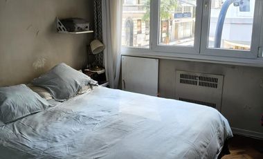 Piso en esquina muy luminoso.