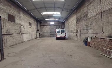 Galpón en  Zona Oeste - Av. 27 de Febrero y Avellaneda