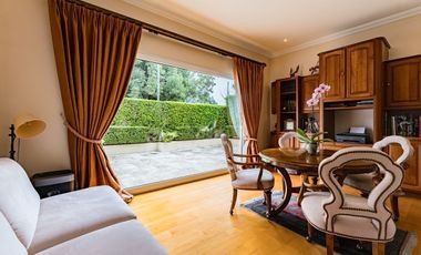 Casa en Bosques de las Lomas . Terreno plano primera parte