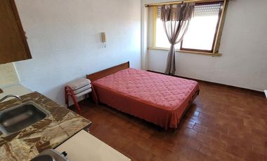 Departamento monoambiente en 7mo piso- Sarmiento 95