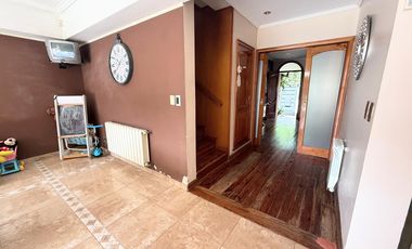 Casa 5 ambientes en Lanús Oeste