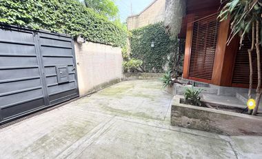 Casa 5 ambientes en Lanús Oeste