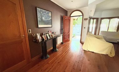 Casa 5 ambientes en Lanús Oeste