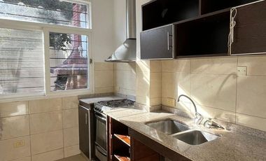 Departamento en venta - 2 Dormitorios 2 Baños - 180mts2 - Quilmes