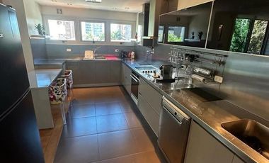 Departamento en venta - 2 Dormitorios 2 Baños - 184mts2 - Quilmes