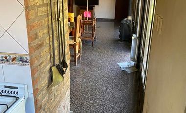 Gran Casa tipo chalet en Turdera!!! Excelente Ubicacion!!!