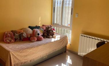 Gran Casa tipo chalet en Turdera!!! Excelente Ubicacion!!!