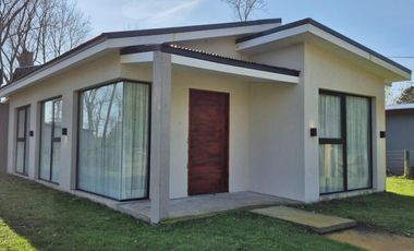 Casa en venta - 3 Dormitorios 2 Baños - Costa del Este