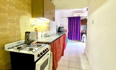 Casa en venta - 2 Dormitorios 1 Baño - Bernal