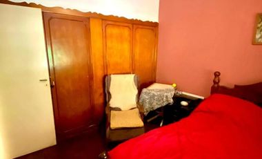 Casa en venta - 2 Dormitorios 1 Baño - Bernal