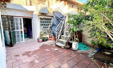 Casa en venta - 2 Dormitorios 1 Baño - Bernal