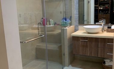 CASA AMUEBLADA EN RENTA EN CAÑADAS DEL LAGO QUERETARO