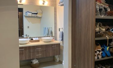 CASA AMUEBLADA EN RENTA EN CAÑADAS DEL LAGO QUERETARO