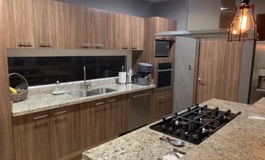 CASA AMUEBLADA EN RENTA EN CAÑADAS DEL LAGO QUERETARO