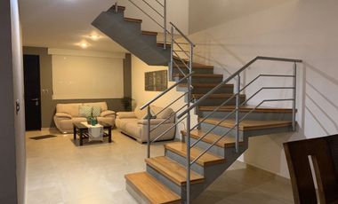 CASA AMUEBLADA EN RENTA EN CAÑADAS DEL LAGO QUERETARO