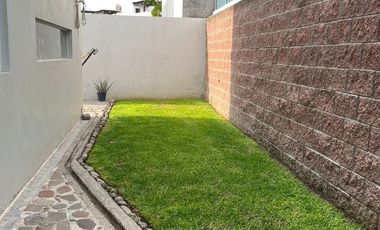 CASA AMUEBLADA EN RENTA EN CAÑADAS DEL LAGO QUERETARO
