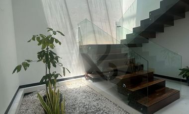 Casa en condominio en venta en Condado de Sayavedra