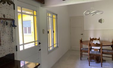 Casa -  Alquiler temporario/anual - Martínez