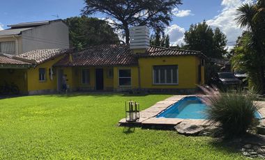 Casa -  Alquiler temporario/anual - Martínez