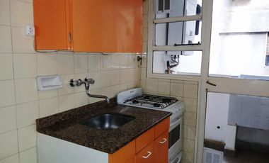 Alquiler Monoambiente Lavalle 1700